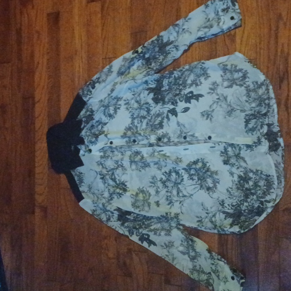International INC company shirt size M/M